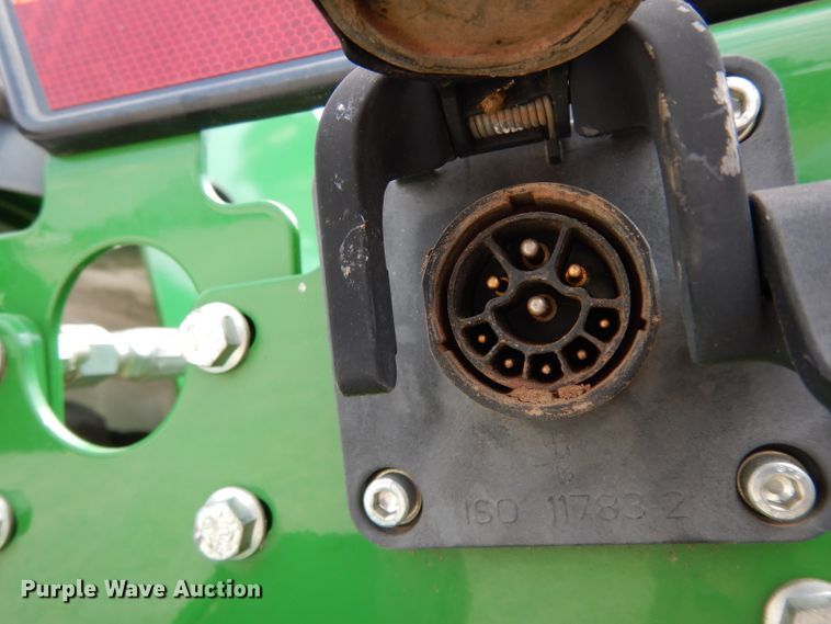 image for item DH2467 2015 John Deere 9520R 4WD tractor