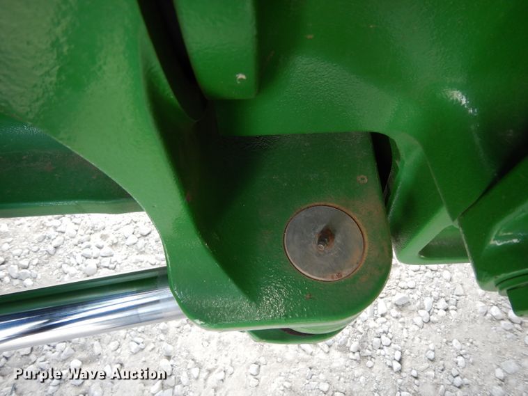 image for item DH2467 2015 John Deere 9520R 4WD tractor