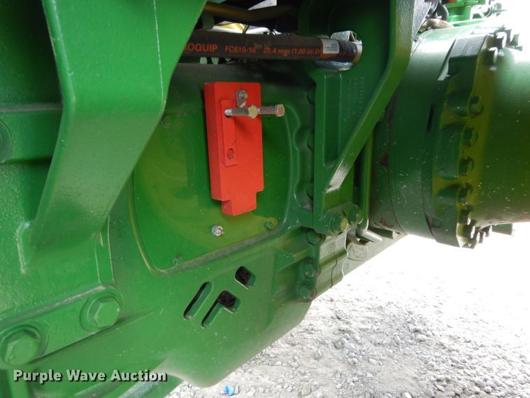 image for item DH2467 2015 John Deere 9520R 4WD tractor