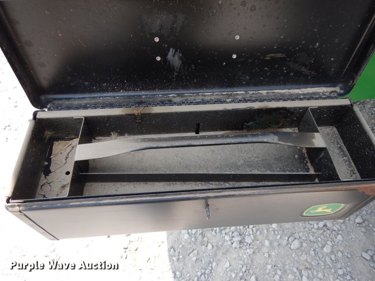 image for item DH2467 2015 John Deere 9520R 4WD tractor