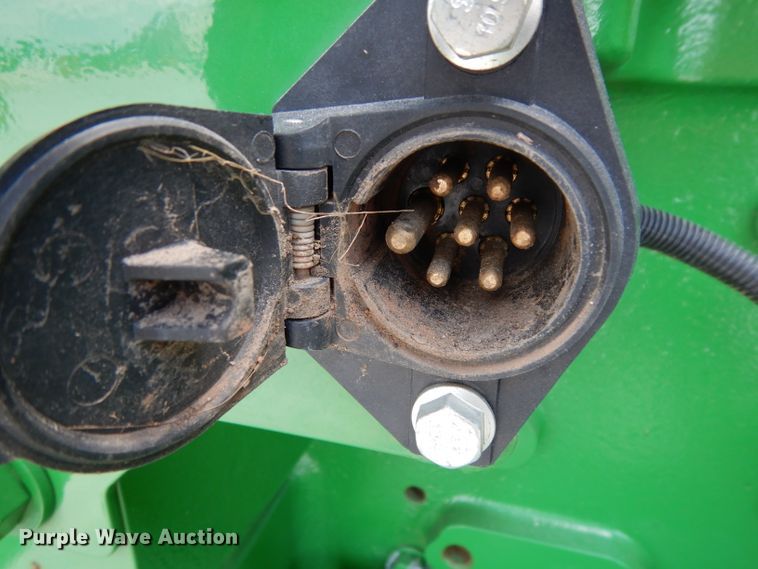 image for item DH2467 2015 John Deere 9520R 4WD tractor