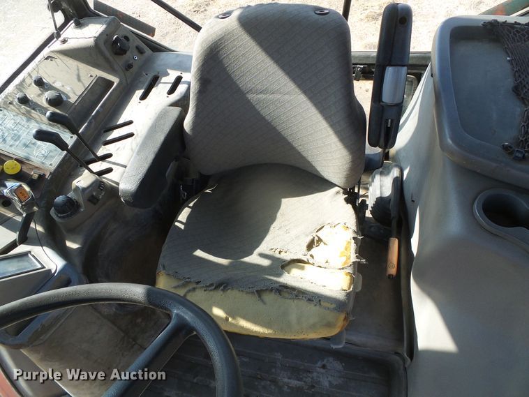 image for item DH4804 2006 Case IH MXM155 MFWD tractor