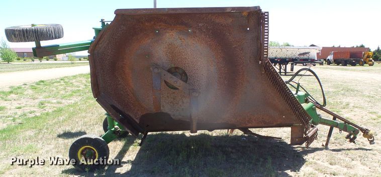 image for item DH4911 John Deere 1518 batwing rotary mower