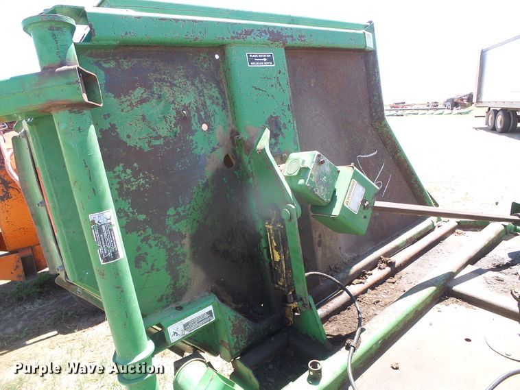 image for item DH4911 John Deere 1518 batwing rotary mower