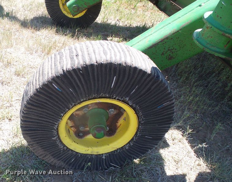 image for item DH4911 John Deere 1518 batwing rotary mower