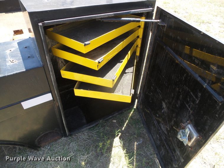 image for item DH4913 Pronghorn flatbed