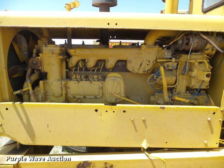 image for item DH4918 Caterpillar 12 rigid frame motor grader