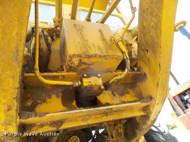image for item DH4918 Caterpillar 12 rigid frame motor grader