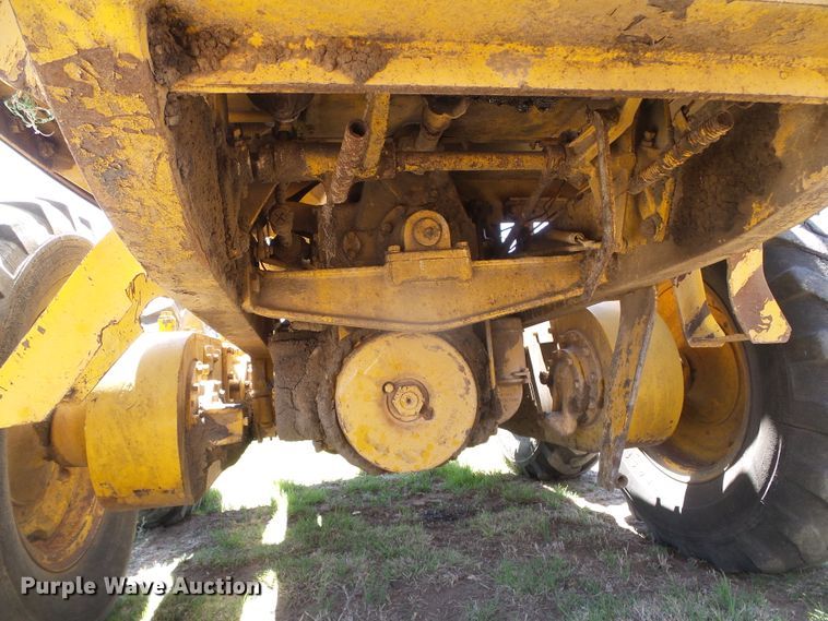 image for item DH4918 Caterpillar 12 rigid frame motor grader