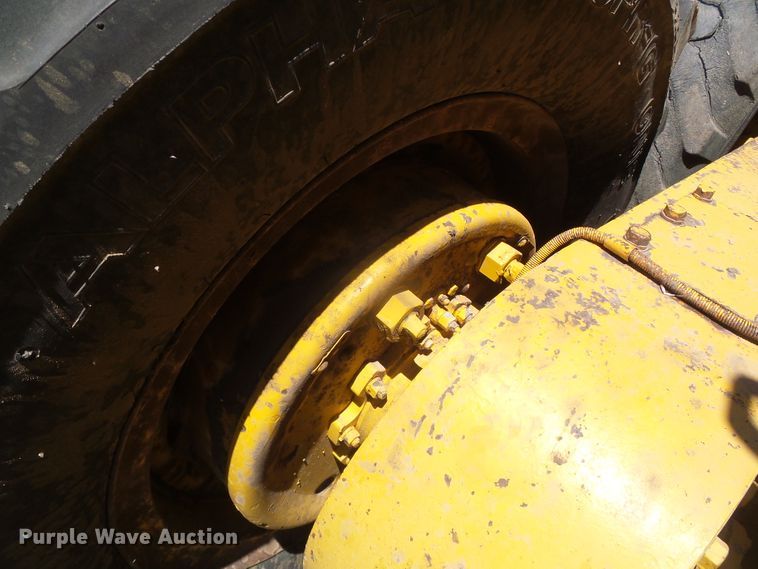 image for item DH4918 Caterpillar 12 rigid frame motor grader