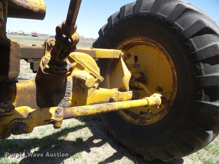 image for item DH4918 Caterpillar 12 rigid frame motor grader