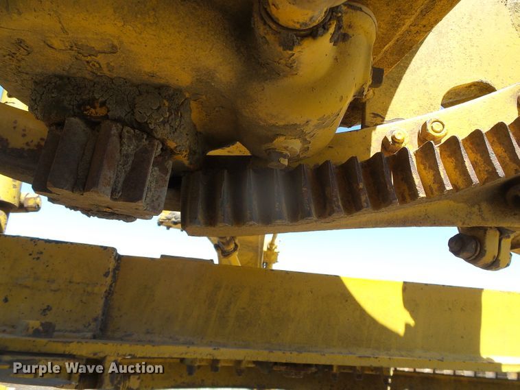 image for item DH4918 Caterpillar 12 rigid frame motor grader