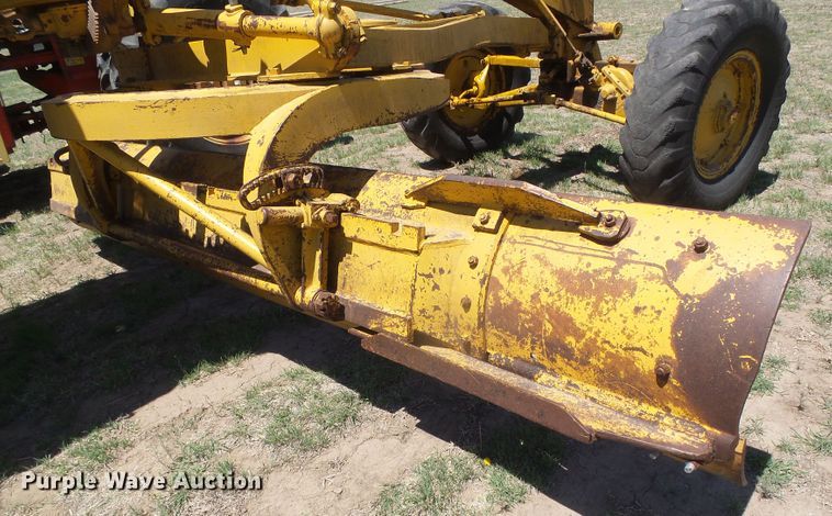 image for item DH4918 Caterpillar 12 rigid frame motor grader