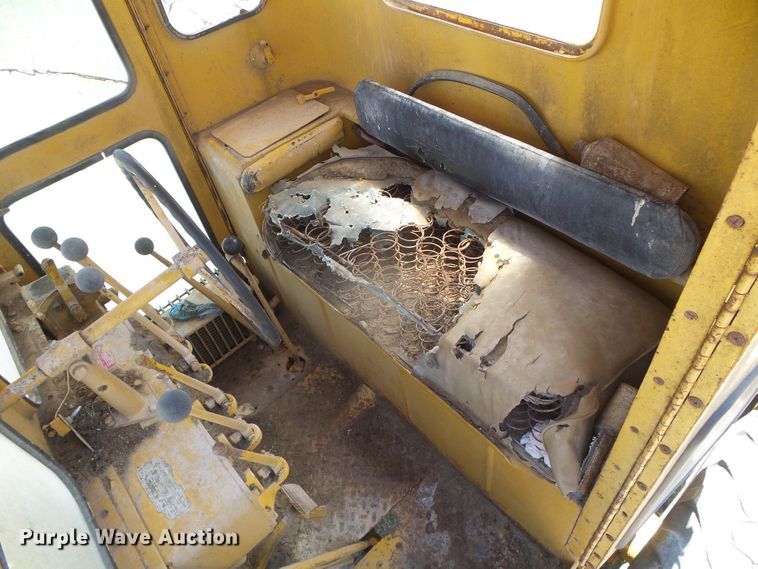 image for item DH4918 Caterpillar 12 rigid frame motor grader