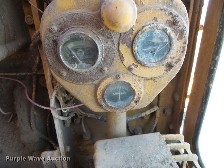 image for item DH4918 Caterpillar 12 rigid frame motor grader