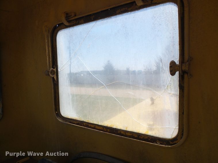 image for item DH4918 Caterpillar 12 rigid frame motor grader