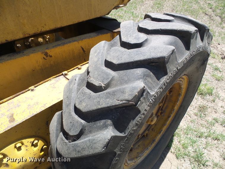 image for item DH4918 Caterpillar 12 rigid frame motor grader