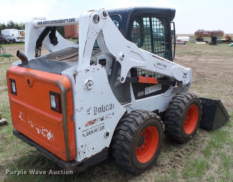 image for item DH4930 2015 Bobcat S590  skid steer loader