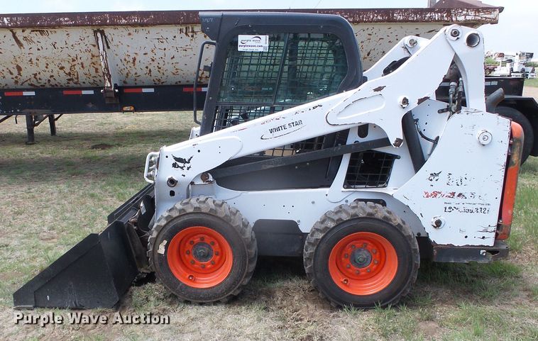 image for item DH4930 2015 Bobcat S590  skid steer loader