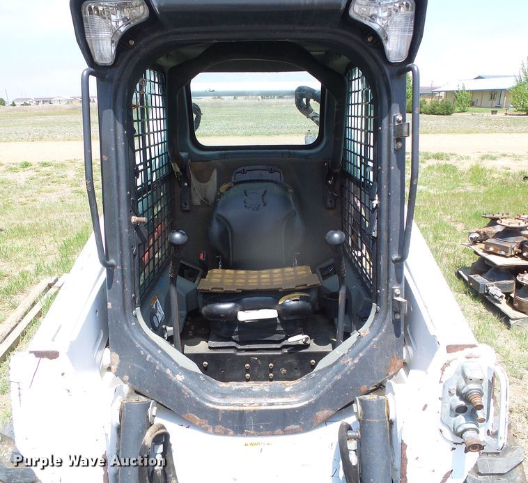 image for item DH4930 2015 Bobcat S590  skid steer loader