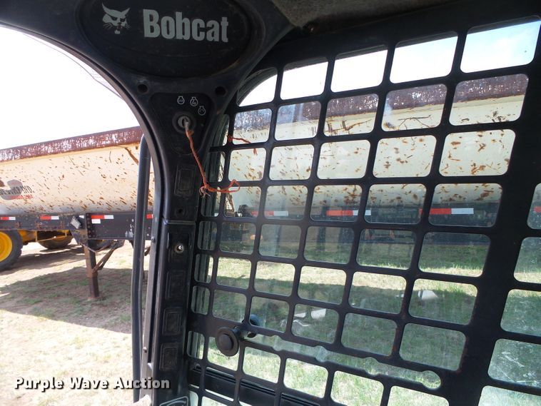 image for item DH4930 2015 Bobcat S590  skid steer loader