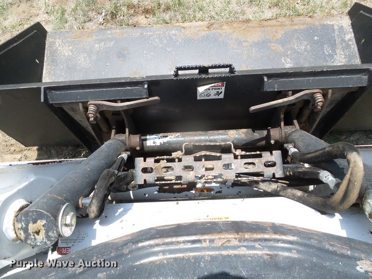 image for item DH4930 2015 Bobcat S590  skid steer loader