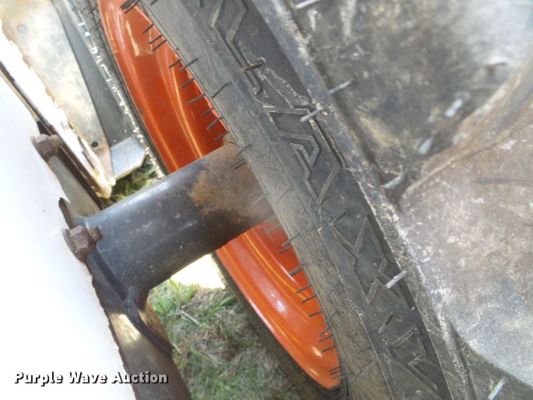 image for item DH4930 2015 Bobcat S590  skid steer loader