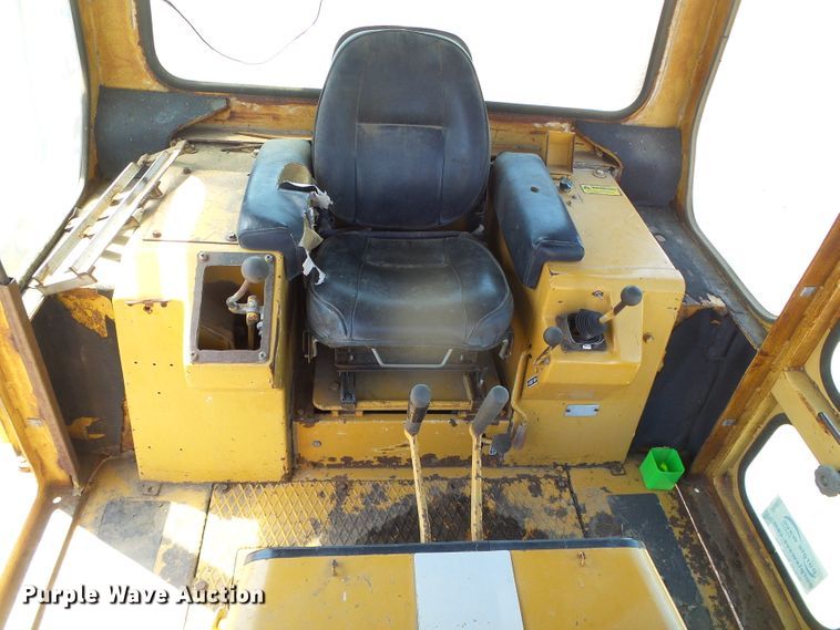 image for item DH4932 Fiat-Allis 10-C  crawler dozer