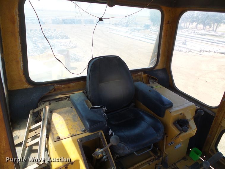 image for item DH4932 Fiat-Allis 10-C  crawler dozer