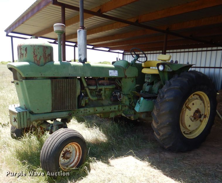 image for item DH5325 1969 John Deere 4020 tractor