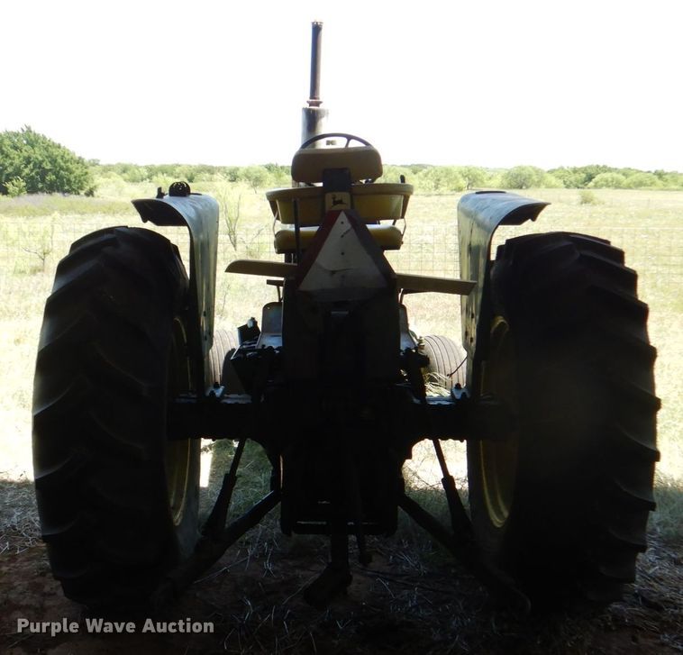 image for item DH5325 1969 John Deere 4020 tractor