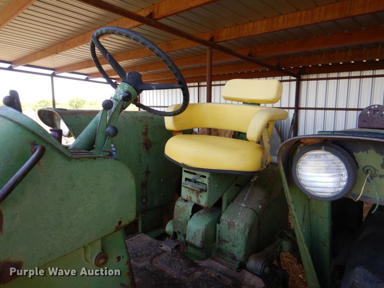 image for item DH5325 1969 John Deere 4020 tractor