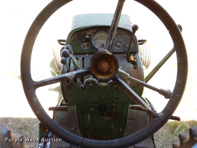 image for item DH5325 1969 John Deere 4020 tractor