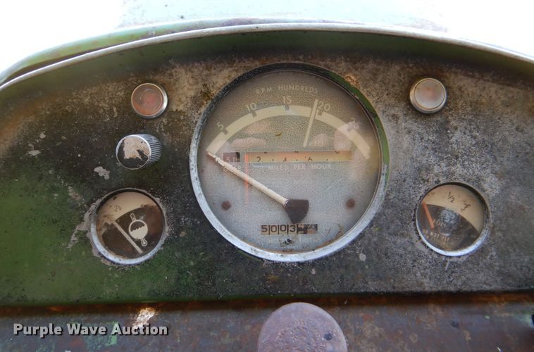 image for item DH5325 1969 John Deere 4020 tractor