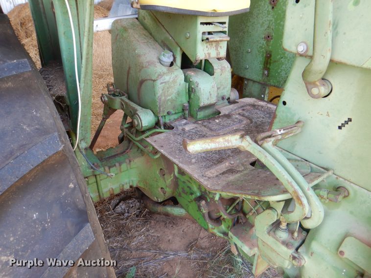 image for item DH5325 1969 John Deere 4020 tractor
