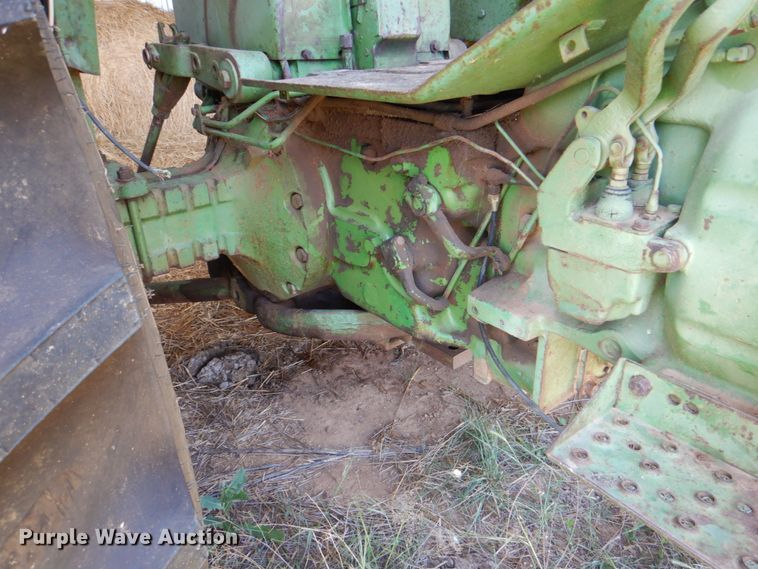 image for item DH5325 1969 John Deere 4020 tractor