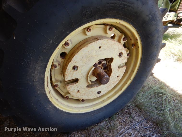 image for item DH5325 1969 John Deere 4020 tractor