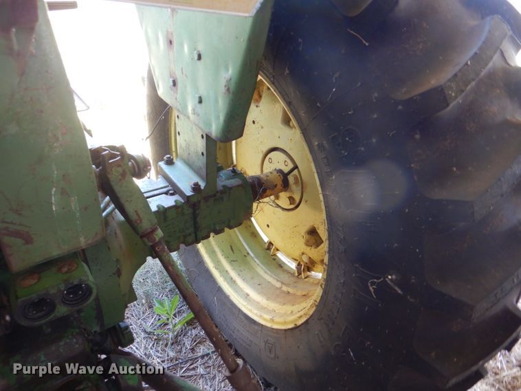 image for item DH5325 1969 John Deere 4020 tractor