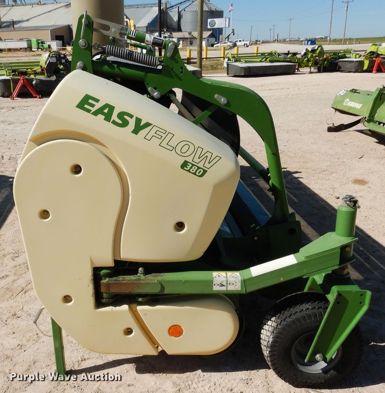 image for item DI0099 2013 Krone Easy Flow 380 pickup head