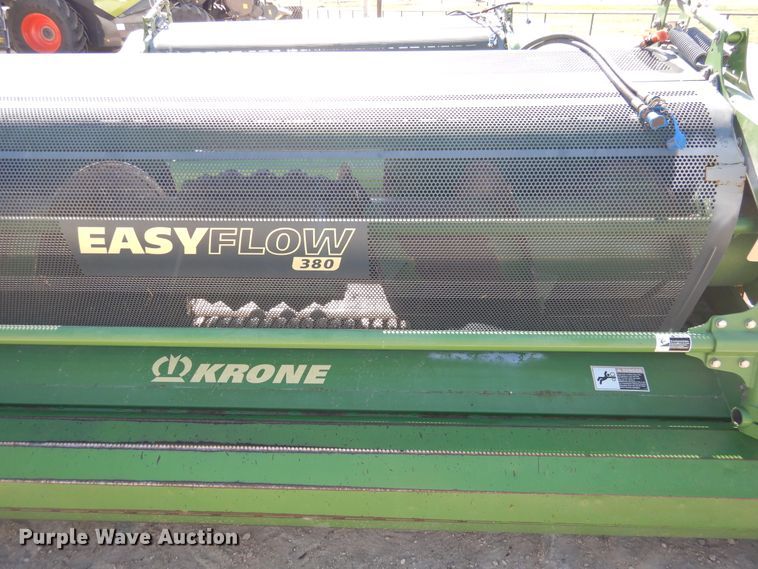 image for item DI0099 2013 Krone Easy Flow 380 pickup head