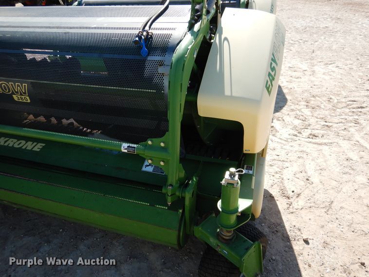 image for item DI0099 2013 Krone Easy Flow 380 pickup head