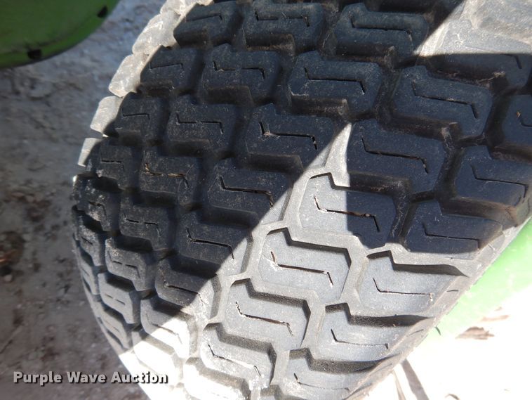 image for item DI0099 2013 Krone Easy Flow 380 pickup head