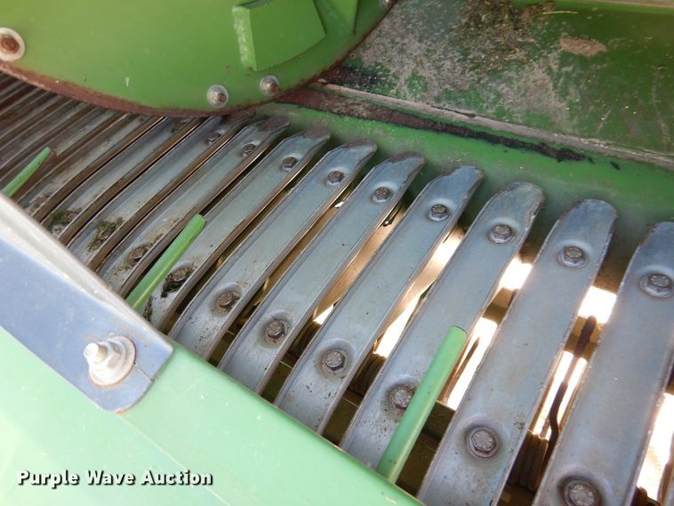 image for item DI0100 2013 Krone Easy Flow 380 pickup head