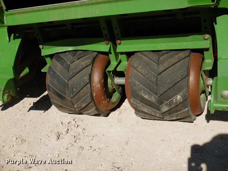 image for item DI0100 2013 Krone Easy Flow 380 pickup head