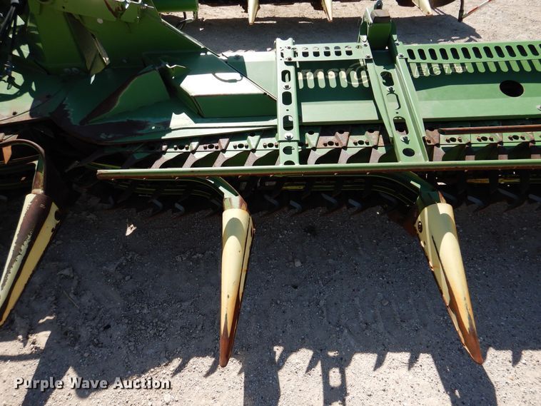 image for item DI0102 2011 Krone Easy Collect 903 forage head