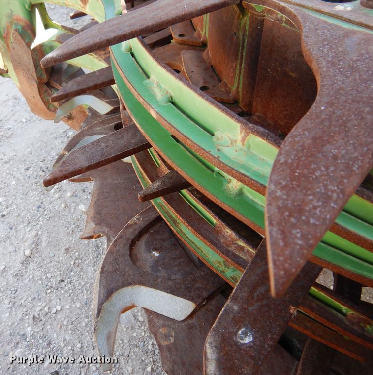 image for item DI0102 2011 Krone Easy Collect 903 forage head