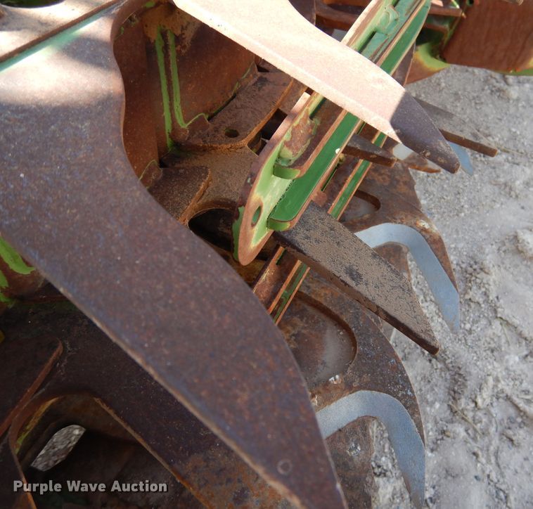 image for item DI0102 2011 Krone Easy Collect 903 forage head