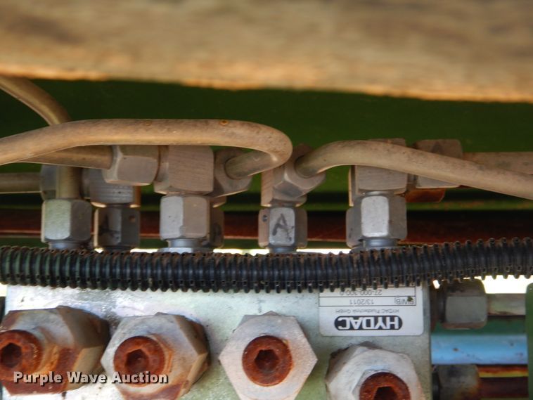 image for item DI0102 2011 Krone Easy Collect 903 forage head