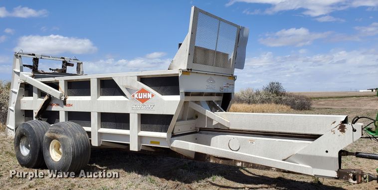 image for item DJ3120 2009 Kuhn Knight 2054 ProPush manure spreader