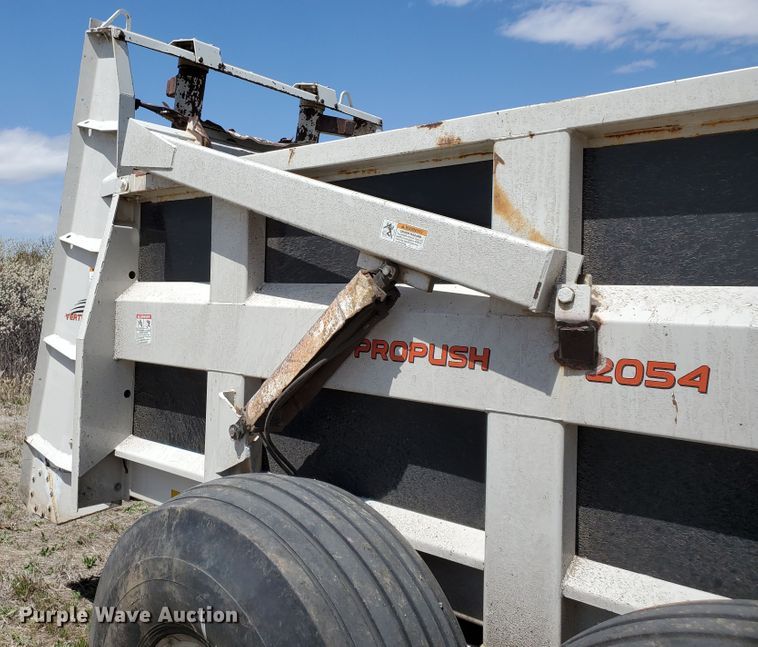 image for item DJ3120 2009 Kuhn Knight 2054 ProPush manure spreader